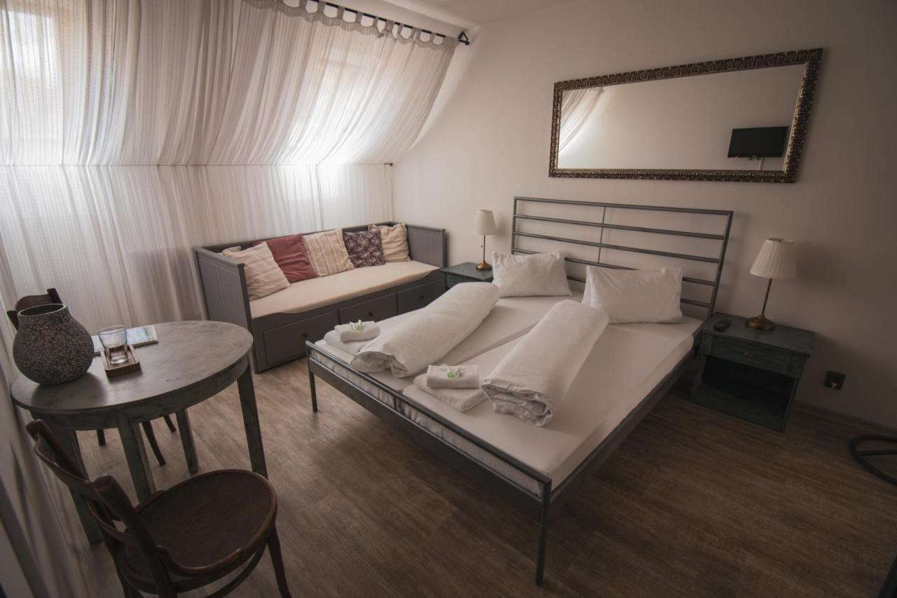 Penzion U Švarců Zduchovice Exteriér fotografie